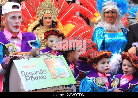 Partecipanti al Carnevale di Santa Cruz, Tenerife Foto Stock