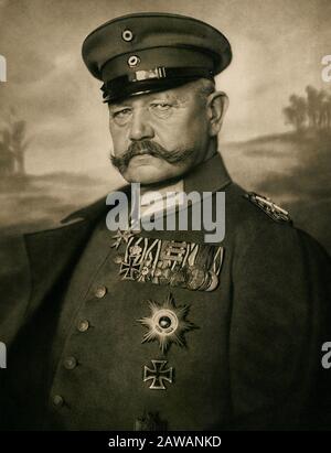 1914 , GERMANIA : il generale PAUL von Beneckendorff und Von HINDENBURG ( 1837 - 1934 ). Foto Di Nicola Perscheid . Era un ufficiale militare tedesco, s Foto Stock