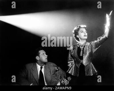 1950 , USA : l'attrice cinematografica GLORIA SWANSON ( 1898 - 1983 ) come norma Desmond in SUNSET BOULEVARD ( 1950 - Viale del Tramonto ) di Billy Wilder , wi Foto Stock