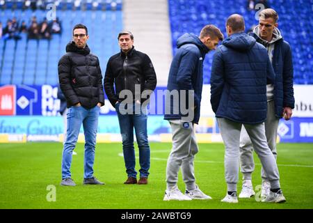 Amburgo, Germania. 08th Feb, 2020. Da sinistra a destra allenatore Christian Eichner (KSC), direttore sportivo Oliver Kreuzer (KSC). GES/Football/2nd Bundesliga: HSV Amburgo Amburgo Amburgo Amburgo - Karlsruher SC, 08.02.2020 Calcio/a: 2nd Lega: HSV Amburgo Amburgo Amburgo Amburgo Amburgo vs Karlruher SC, Amburgo, 8 febbraio 2020 | utilizzo nel mondo credito: DPA/Alamy Live News Foto Stock