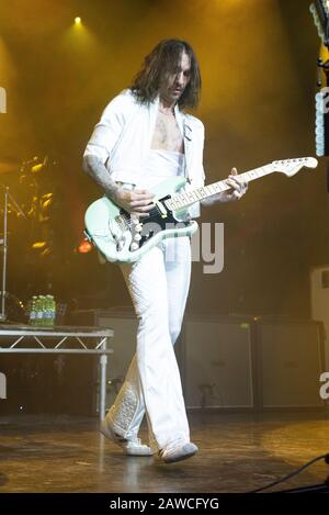 The Darkness vive a Milano 2020 Foto Stock