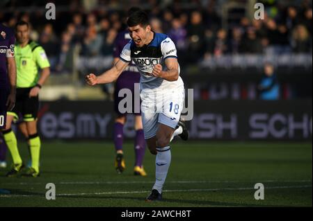 Firenze, Italia. 08th Feb, 2020. Firenze, Italia. 08th Feb 2020. Ruslan malinovskyi (atalanta) happiness Goal 1-2 in Fiorentina vs Atalanta, italian Serie A soccer match a Firenze, Italy, February 08 2020 Credit: Independent Photo Agency Srl/Alamy Live News Credit: Independent Photo Agency Srl/Alamy Live News Foto Stock