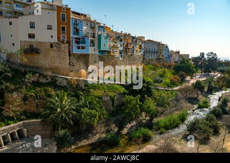 Le famose case colorate di Villajoyosa, Costa Blanca, Spagna Foto Stock