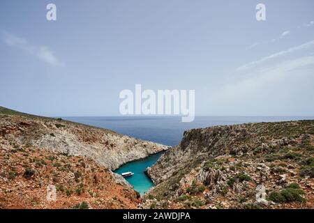 Litania seitana o Agiou Stefanou, la spiaggia celeste con acqua turchese. Chania in estate Foto Stock