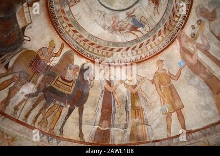 Dipinto a soffitto nella tomba Tracia di Kazanlak, copia, Patrimonio culturale mondiale Dell'Unesco, provincia di Stara Zagora, Bulgaria Foto Stock