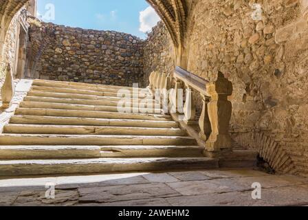 Scala in un vecchio monastero Foto Stock