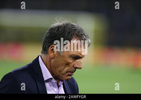 Buenos Aires, Argentina - 08 Febbraio 2020: Miguel Angel Russo lasciando il campo della Bombonera a Buenos Aires, Argentina Foto Stock