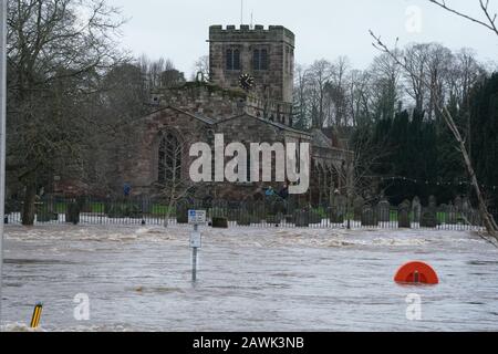 Strade inondate in Appleby-in-Westmorland, Cumbria, come Storm Ciara colpisce il Regno Unito. Foto Stock