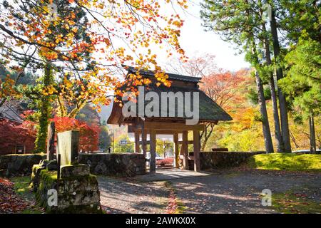 Vecchio tempio nella geopark della zona del monte kurikoma, prefettura di Iwate, Tohoku, Giappone. Foto Stock