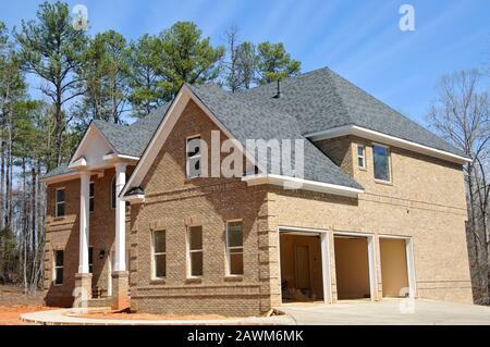 Grande Costruzione Di Una Casa A Due Piani Foto Stock