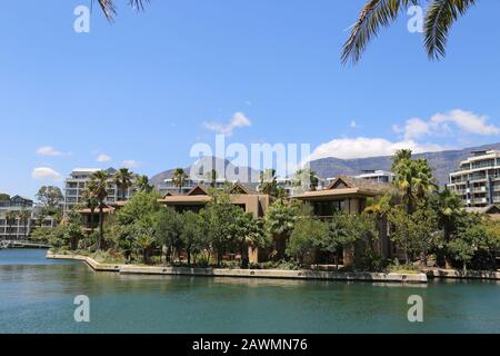 One & Only Hotel Spa Rooms, V&A (Victoria And Alfred) Waterfront, Città Del Capo, Table Bay, Western Cape Province, Sud Africa, Africa Foto Stock