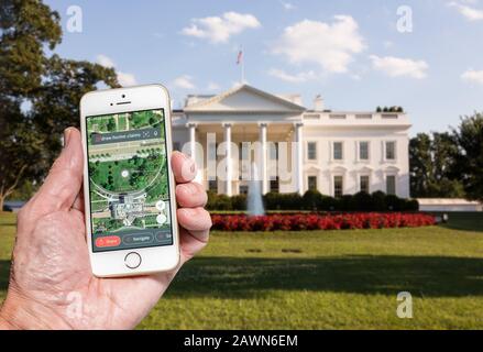 Morgantown, WV - 9 febbraio 2020: Concetto di utilizzo di what3words per trovare la posizione esatta della Casa Bianca a Washington DC Foto Stock