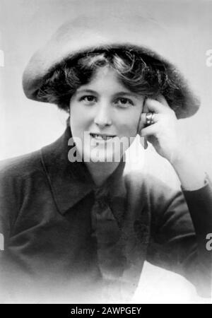 1910 ca, GRAN BRETAGNA : Ritratto della moglie dell'Eterno LONDONDERRY , Edith Helen Chaplin , figlia maggiore di Enrico Chaplin, 1st Visconte Chaplin, e. Foto Stock