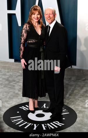 Bryce Dallas Howard e Ron Howard frequentano il Vanity Fair Oscar Party, che si tiene presso il Wallis Annenberg Center for the Performing Arts di Beverly Hills, Los Angeles, California, Stati Uniti. Foto Stock