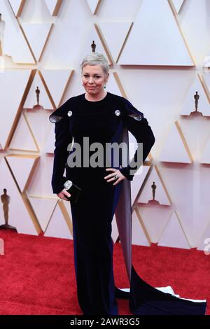 Los Angeles, Stati Uniti. 9th Feb, 2020. Olivia Colman arriva per il tappeto rosso dei 92nd Academy Awards, al Dolby Theatre di Los Angeles, Stati Uniti, 9 febbraio 2020. Credito: Li Ying/Xinhua/Alamy Live News Foto Stock