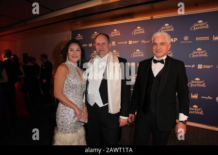 Dirk Hilbert Mit Ehefrau Su Yeon Hilbert, Hans-Joachim Frey Beim 15. SemperOpernball 2020 a Dresda nel der Foto Stock