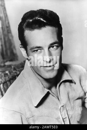 1952 , USA : L'attore di film di Hollywood GUY MADISON ( 1922 - 1996 ) come Wild Bill Hickok nella TRACCIA occidentale del film DELLA FRECCIA di Thomas Carr - Foto Stock