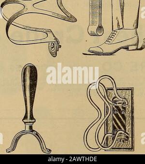 La rassegna di commercio della ruota e del ciclismo . l-knownDeitz cycle lock, offre diverse novità per 97, tutte degne di considerazione e di esempio-nazione. Il supporto da parete regolabile mostrato nell'illustrazione è un articolo particolarmente commis-ble. È pulito nell'aspetto e nella luce, pesando ma 15 once. Il corpo è rifinito in smalto nero, mentre il filo a molla in acciaio è nichelato su una base di rame. Può essere regolato a qualsiasi angolo e serrato saldamente in posizione mediante un'aletta sulla flangia inferiore. Anche il detergente per protezione fango Perfetto è incluso nell'elenco. È costituito da un pezzo di steelsp piatto Foto Stock