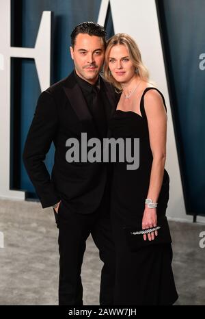 Jack Huston e Shannan Clicca per partecipare alla Vanity Fair Oscar Party tenutasi presso il Wallis Annenberg Center for the Performing Arts di Beverly Hills, Los Angeles, California, Stati Uniti. Foto Stock