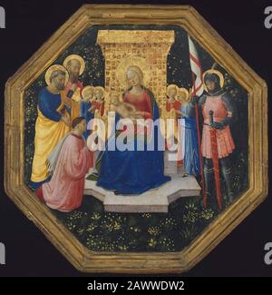 Fra Angelico - Vergine e Bambino in trono con i Santi Pietro, Paolo e Giorgio (^), Quattro Angeli e Un Donatore Foto Stock