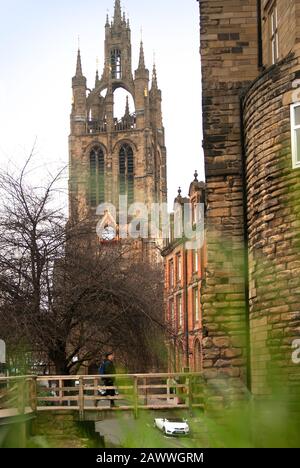 Il cancello nero e St Nicholas Cathedral, Newcastle upon Tyne, Regno Unito Foto Stock