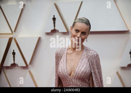 (200210) -- LOS ANGELES, 10 febbraio 2020 (Xinhua) -- Brie Larson arriva per il tappeto rosso dei 92nd Academy Awards al Dolby Theatre di Los Angeles, Stati Uniti, il 9 febbraio 2020. (Xinhua/Li Ying) Foto Stock