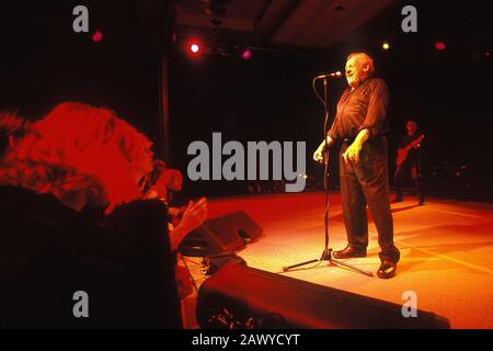 Joe Cocker in scena al World On Line IPO party di Amsterdam NL 2000 Foto Stock