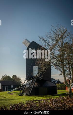 High Salvington Windmill A Worthing, West Sussex, Regno Unito Foto Stock