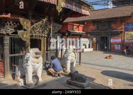 Patan, Nepal - 24 gennaio 2020: Tempio di Patan vicino a Kathmandu sul Nepal Foto Stock