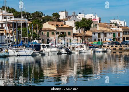 Il porto di Portopetro, sulla costa sud-orientale, Mallorca, Spagna, Foto Stock