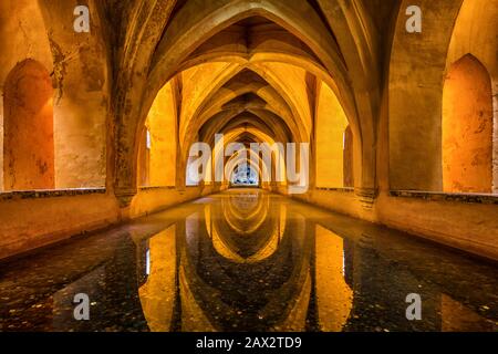 Bagni di Dona Maria Padilla al Royal Alcazar di Siviglia, Andalusia, Spagna. Foto Stock