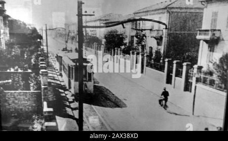 Italiano: San Giovanni Valdarno - Il tram; 1 gennaio 1930; Foto d'epoca; Unkno n;