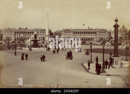 1875 ca, PARIGI , FRANCIA : una veduta DI PLACE DE LA CONCORDE - PARIGI - FRANCIA - FOTO STORICHE - FOTO STORICHE - GEOGRAFIA - GEOGRAFIA - PANORAMA - BELLE EPOQUE - PIAZZA - obelisco egizio - egizio obelisco ----- Archivio GBB Foto Stock