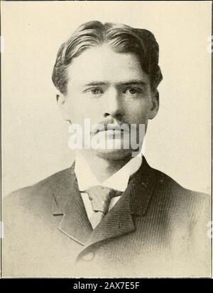 Storia e genealogia della famiglia Stackpole . WILLIAM STACKPOLE.. REV. CHARLES HENRY STACKPOLE. Sesta GENERAZIONE 237 Frank M. Drinkwater, b. a Durham, 19 novembre 1866. È stato un impiegato da tempo a Bos-ton e vivono a Somerville, Mass.. Due ch. Harlan Retiar Drinkwater b. 19 dic. 1890; d. 6 Novembre 1894.Ethel Stackpole Drinkwater B. 28 gennaio 1889; m. 30 Aprile 1912, Chester Orville Gustin Di Somerville, Mass. Giugno Lucile Gustin B. 8 Giugno 1915.Merton Guy B. 15 novembre 1866; m. 21 novembre 1889Marietta, dau. Di Isaia e Sarah (Doughty)Trufant, nato a Durham il 10 dicembre 1869. Liveson la casa. F Foto Stock