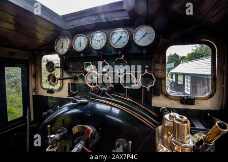 Welsh Highland Railway, controlli da parte del conducente Foto Stock