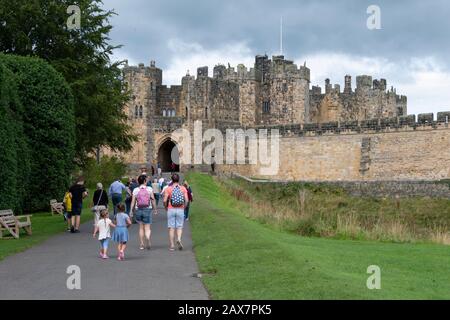 Castello Di Alnwick, Northumberland, Inghilterra. In primo piano in film di Harry Potter. Foto Stock