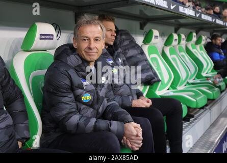 Wolfsburg, Germania. 25th Gen 2020. Primo: 25.01.2020, calcio, 1.Bundesliga, stagione 2019/2020, VfL Wolfsburg - Hertha BSC Berlin coach Jurgen KLINSMANN, Hertha, sulla banca dati | utilizzo credito mondiale: DPA/Alamy Live News Foto Stock