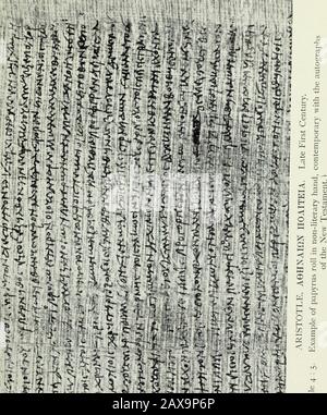 Manuale alle critiche testuali del nuovo Testamento . o .1 C LX ^ t i^ -^v X ^^•^ ^? ^ n° i^ ^ K; R ^ «o-*:S. f* -^ V ^ ^:f ^ ^ ^ ^^ -^ •^, ^ C/5 «^ ^ .:i II AUTOGRAFI DEL NUOVO TESTAMENTO 31 e di Giuda sono scritti formali e intenzionali, destinati alla circolazione tra molte chiese, e devono essere trattati come opere letterarie, non come corrispondenza privata e personale. Essi possono, quindi, essere stati formalmente scritti da scribi professionisti, gli autori autografo mai entrare in circolazione a tutti.Si può, quindi, pensare alla mano dell'Hyperidesor una forma migliorata del secondo Aristotele. Lì Foto Stock