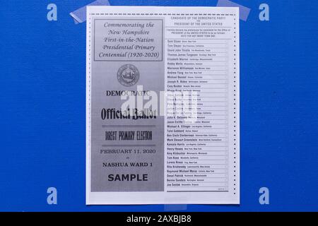 Nashua, Stati Uniti. 11th Feb, 2020. Esempi di ballots primari presidenziali sono esposti per la prima nella nazione primaria presidenziale alla Scuola elementare Broad Street a Nashua, New Hampshire, martedì 11 febbraio 2020. Il New Hampshire oggi detiene la prima priorità presidenziale della nazione. Foto di Matthew Healey/UPI Credit: UPI/Alamy Live News Foto Stock