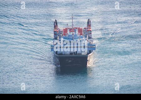 Traghetto Express Skiathos da Hellenic Seaways compagnia che lascia il porto di Patitiri, isola di Alonissos, Sporadi, Grecia Foto Stock