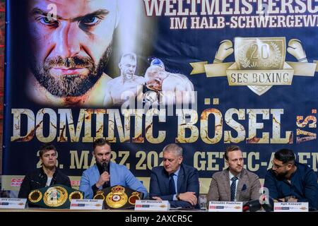 Agit Kabayel; Benedikt Poelchau; Boxen; Dirk Dzemski; Dominic Bösel; Magdeburg; Presse; Pressekonferenz; Ses; Ulf Steinforth; Foto Stock