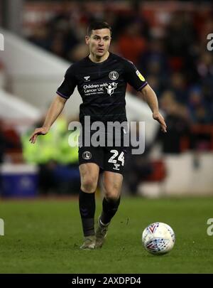 Josh Cullen di Charlton Athletic durante la partita del campionato Sky Bet al City Ground di Nottingham. Foto Stock