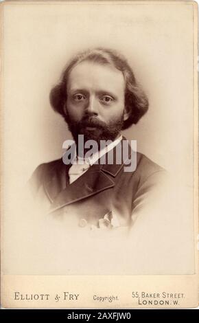 1890 ca, Londra , GRAN BRETAGNA : lo scrittore britannico Sir Thomas Henry HALL CAINE ( 1853 - 1931 ). Foto di Elliott e Fry , Londra . È stato un autore britannico. È conosciuto come romanziere e drammaturgo delle epoche tardo vittoriane ed edoardiane. Al suo tempo era estremamente popolare e al culmine del suo successo i suoi romanzi vendettero quelli dei suoi contemporanei. Molti dei suoi romanzi sono stati anche realizzati in film. I suoi romanzi erano principalmente romantici nella natura, coinvolgendo il triangolo d'amore, ma hanno anche affrontare alcune delle questioni politiche e sociali più gravi del giorno. Caine ha agito come segreto Foto Stock