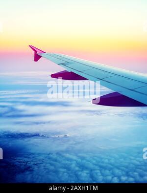 Vista sull'isola dell'Islanda attraverso la finestra dell'aereo. Fotografia aerea Foto Stock