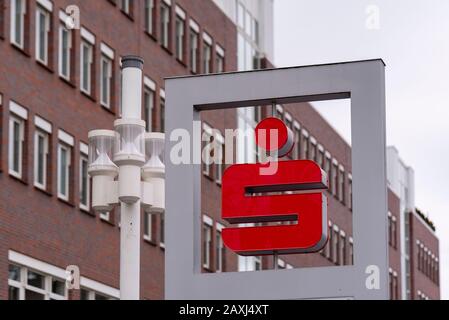 Magdeburg, Germania. 30th Gen 2020. Vista del logo casse di risparmio credito: Stephan Schulz/dpa-Zentralbild/ZB/dpa/Alamy Live News Foto Stock