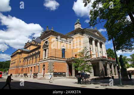 Oslo / Norvegia - 27 Giu 2012: Il Teatro Nazionale, Oslo, Norvegia Foto Stock