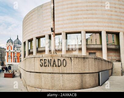 Madrid, Spagna - 11 Febbraio 2020. Edificio del Senato Spagnolo. Vista da Calle de Bailen. Madrid, Spagna. Foto Stock