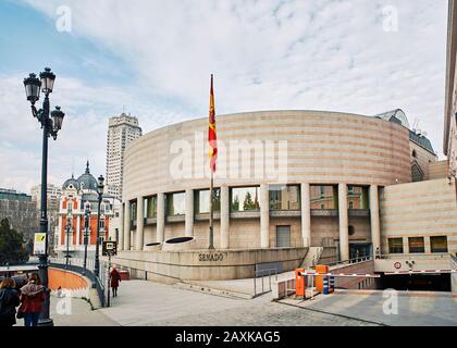 Madrid, Spagna - 11 Febbraio 2020. Edificio del Senato Spagnolo. Vista da Calle de Bailen. Madrid, Spagna. Foto Stock