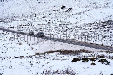 Glencoe, Scozia, Regno Unito. 12th Feb 2020. Nevicate pesanti nelle Highlands scozzesi, A82 strada a Rannoch Moor e Glencoe visto qui essere gravemente colpito. Credito: Craig Brown/Alamy Live News Foto Stock