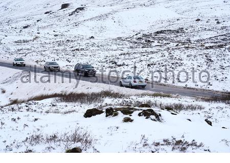 Glencoe, Scozia, Regno Unito. 12th Feb 2020. Nevicate pesanti nelle Highlands scozzesi, A82 strada a Rannoch Moor e Glencoe visto qui essere gravemente colpito. Credito: Craig Brown/Alamy Live News Foto Stock